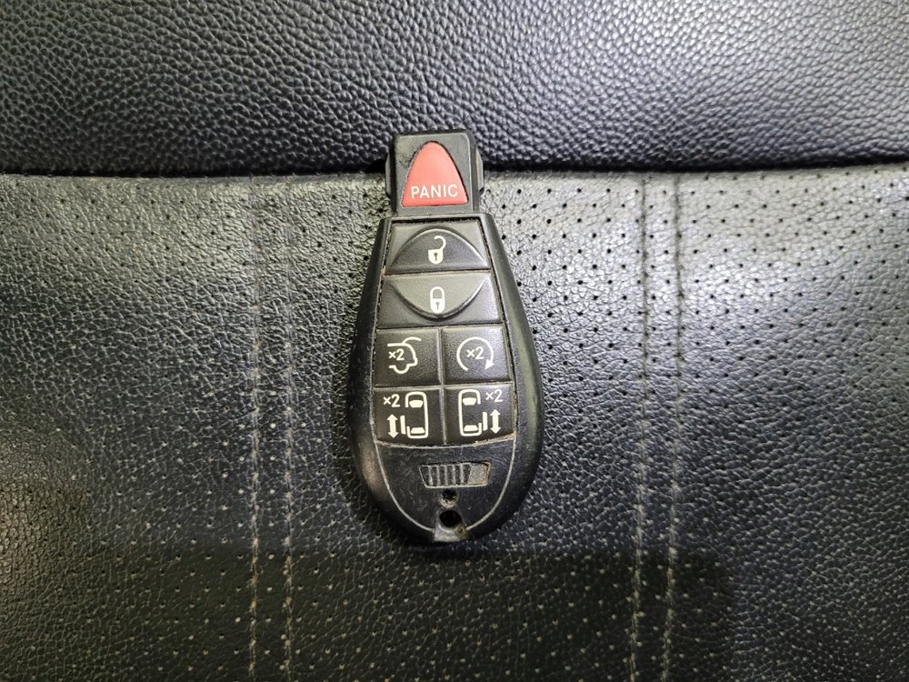 Used 2019 Dodge Grand Caravan GT image 32