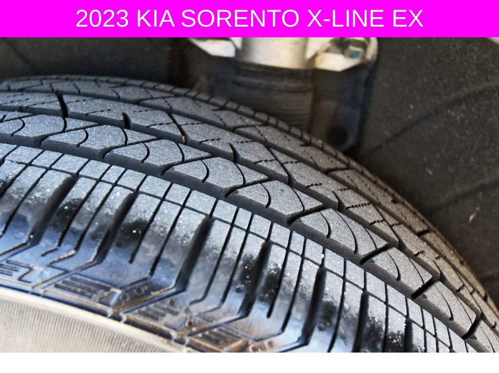 Used 2023 Kia Sorento X-Line EX image 32