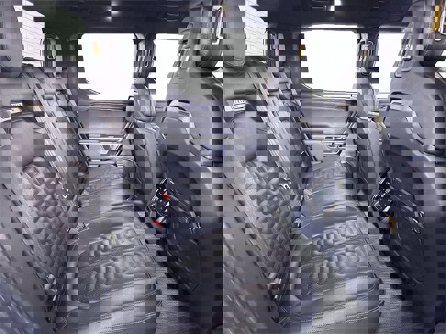 Used 2022 Rivian R1T Adventure image 28