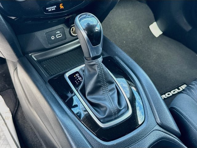 Used 2020 Nissan Rogue S w/ Special Edition Package AWD/4WD image 14