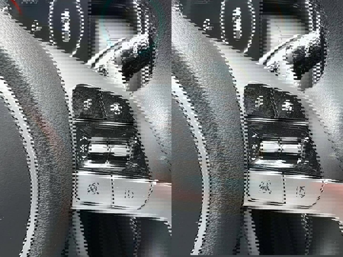 Used 2022 Hyundai Santa Cruz SEL Premium image 19