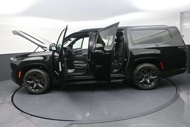New 2026 Jeep Grand Wagoneer L Limited AWD/4WD image 33