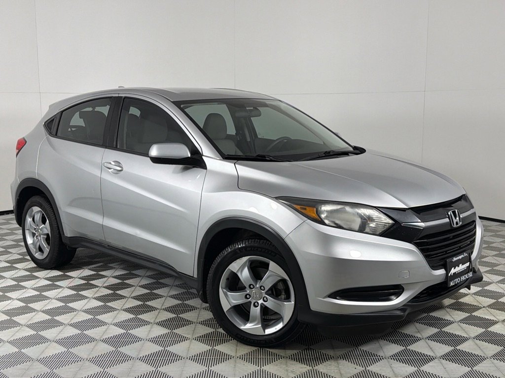 Used 2016 Honda HR-V LX image 2