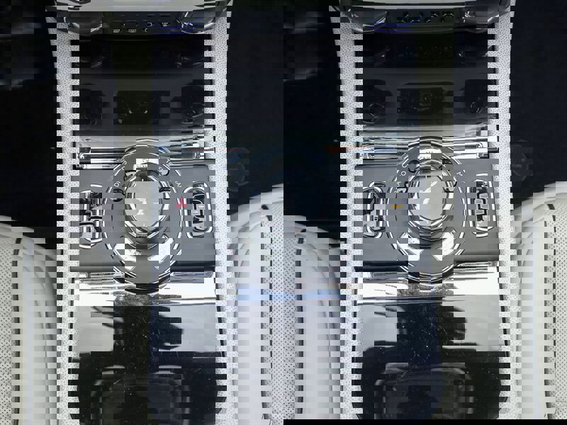 Used 2016 Rolls-Royce Wraith image 21