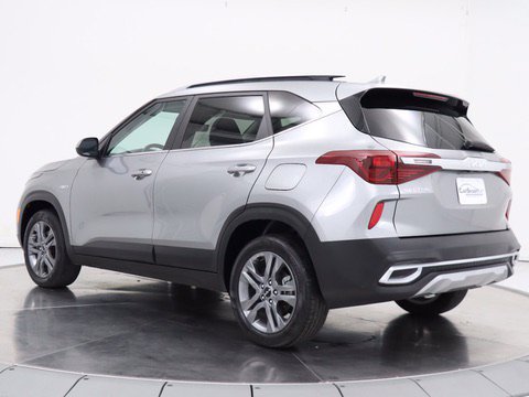 Used 2023 Kia Seltos S AWD/4WD image 3
