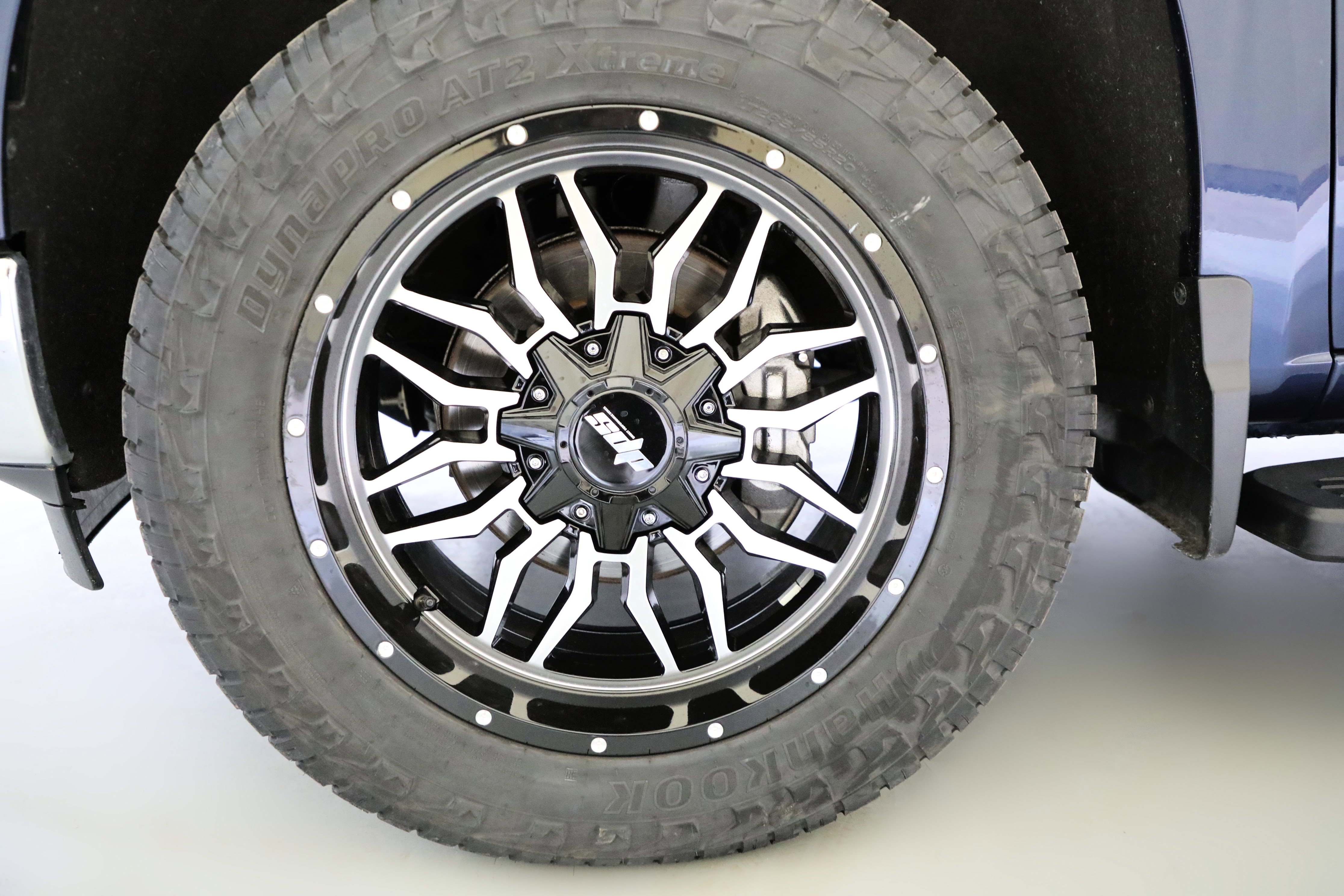 Used 2022 Chevrolet Silverado 1500 LTZ w/ LTZ Premium Package image 22