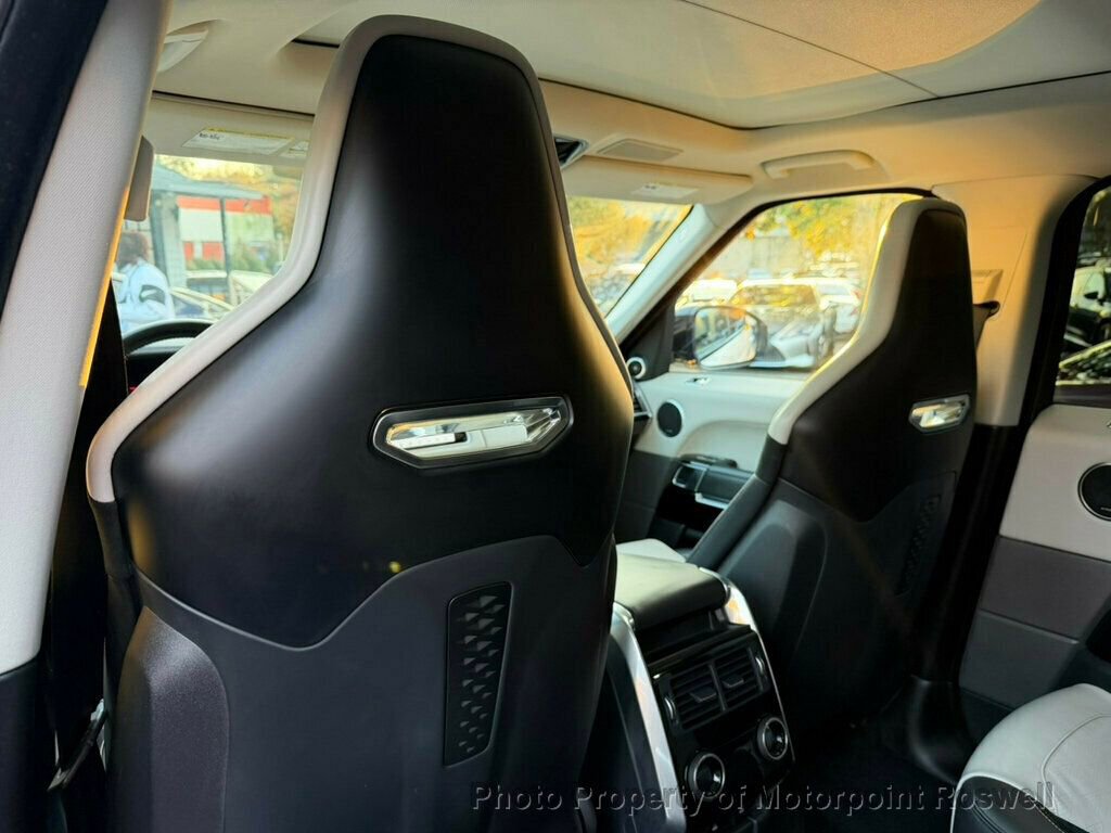 Used 2020 Land Rover Range Rover Sport SVR image 10