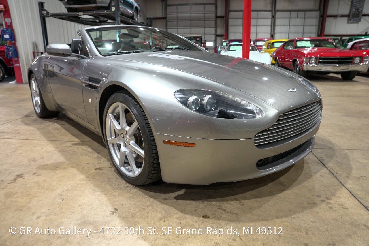 Used 2007 Aston Martin V8 Vantage Roadster RWD image 12