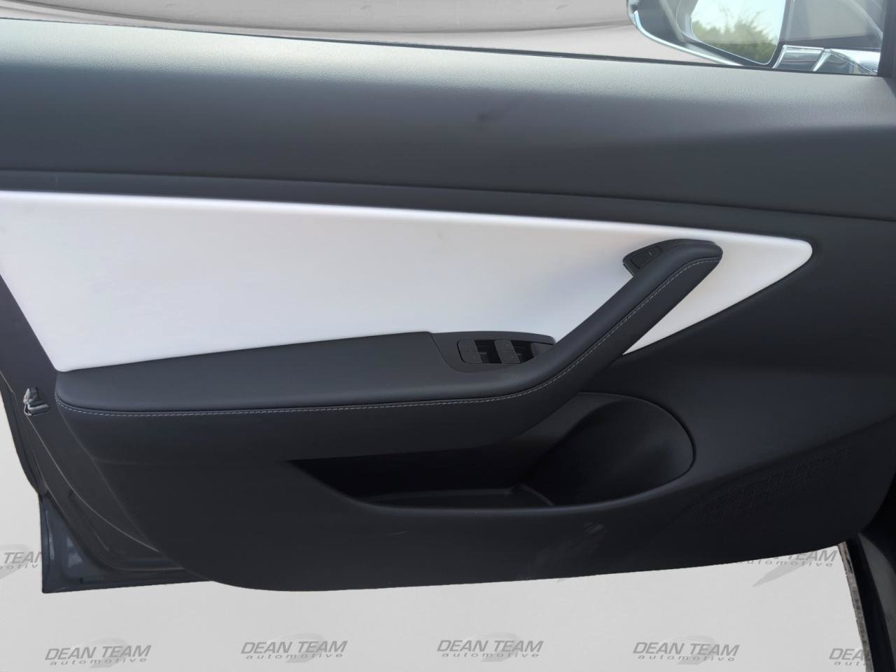 Used 2019 Tesla Model 3 Long Range RWD image 10