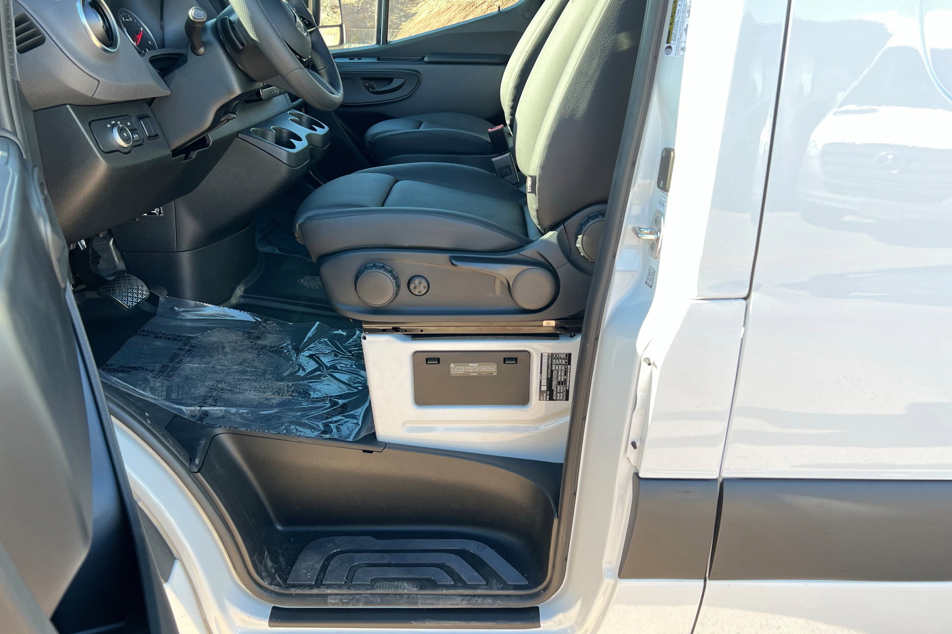 New 2026 Mercedes-Benz Sprinter 2500 image 13