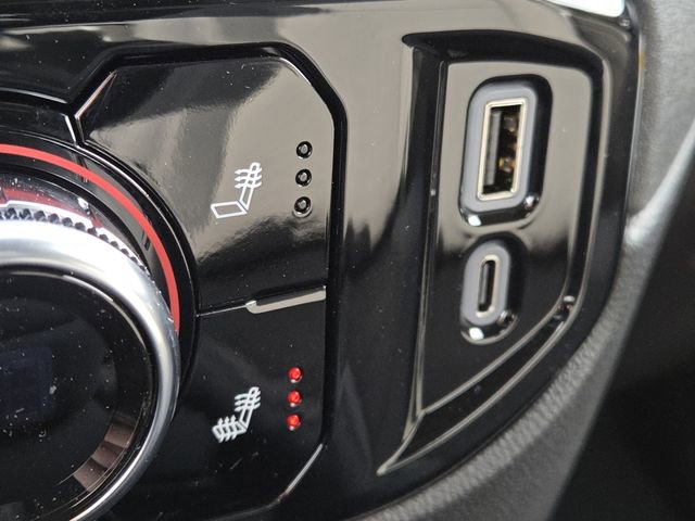 New 2026 GMC Sierra 1500 Elevation image 7