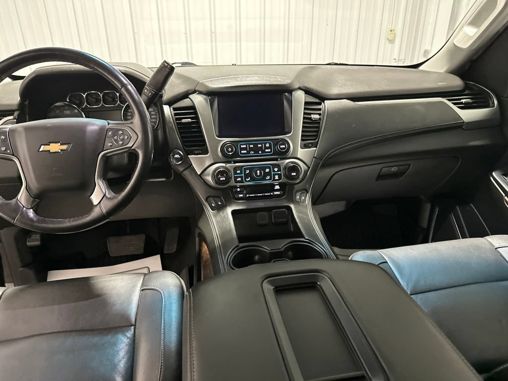 Used 2018 Chevrolet Tahoe LT w/ LT Signature Package AWD/4WD image 13