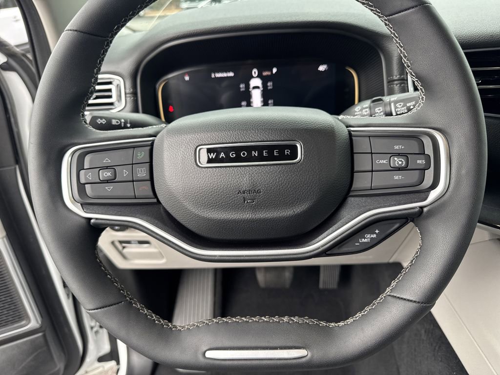 Used 2024 Jeep Wagoneer 4WD w/ Premium Group I image 12