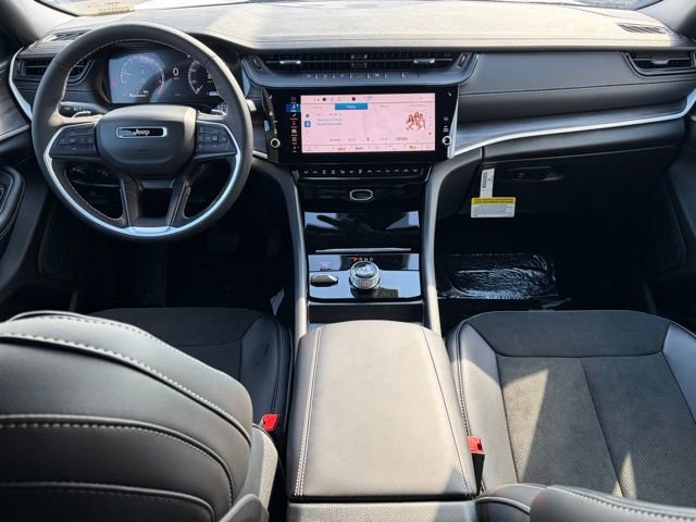 New 2026 Jeep Grand Cherokee Altitude image 34