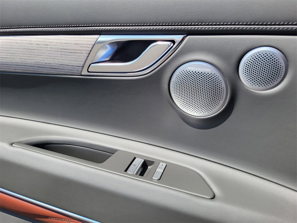 New 2026 Genesis GV80 3.5T Prestige image 12