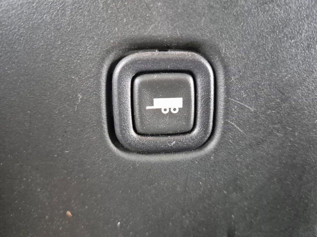 Used 2015 Chevrolet Express 2500 RWD image 24