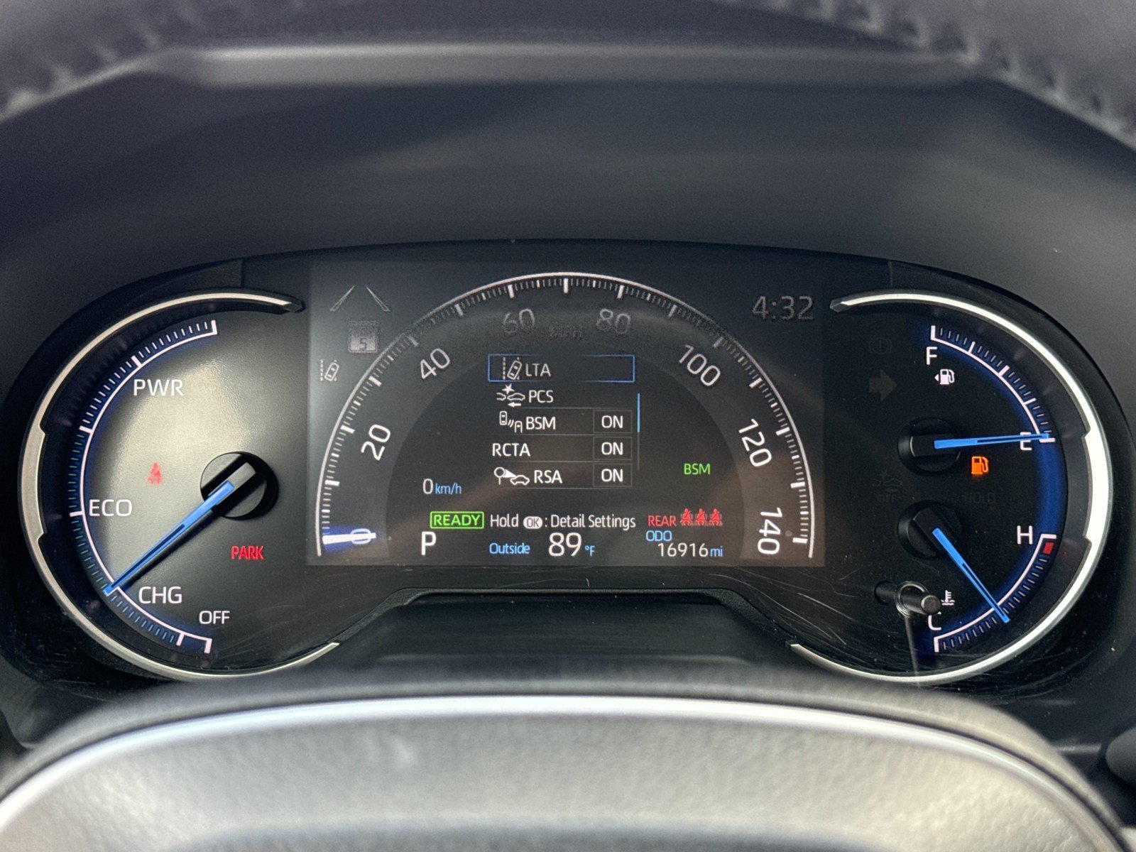 Used 2024 Toyota RAV4 SE AWD/4WD image 19