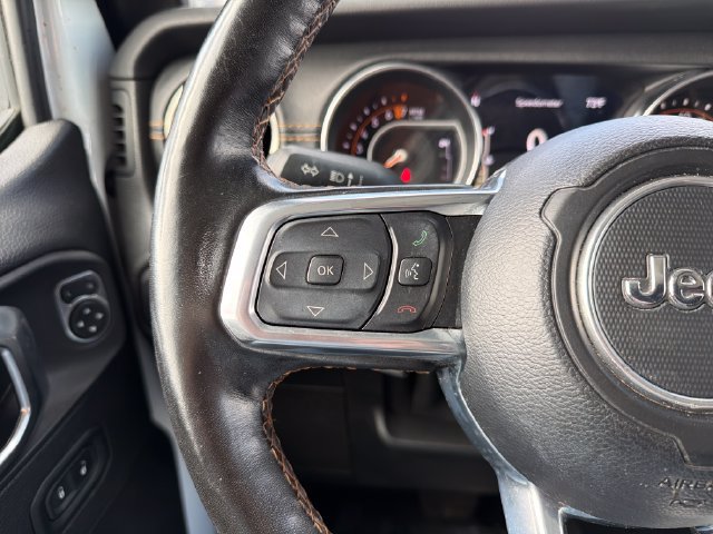 Used 2021 Jeep Gladiator Overland AWD/4WD image 14