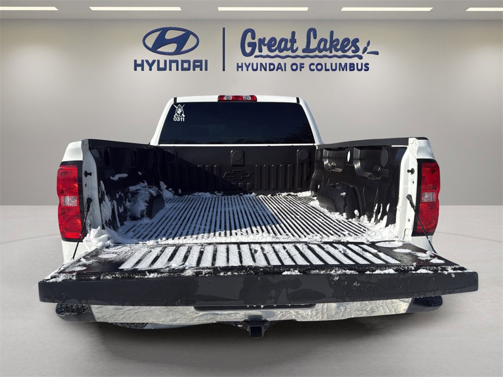 Used 2018 Chevrolet Silverado 1500 LT w/ All Star Edition image 10