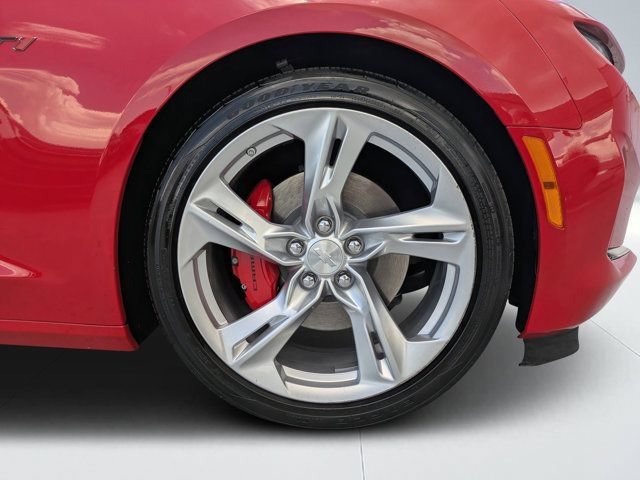 Used 2022 Chevrolet Camaro LT RWD image 10