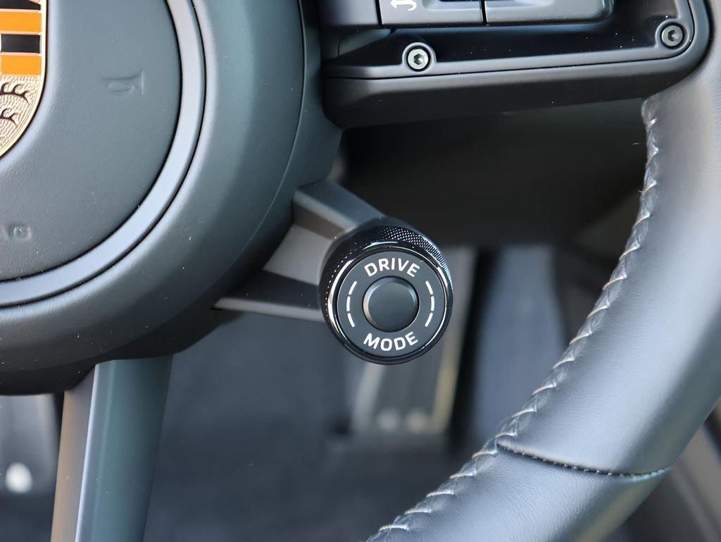 Used 2026 Porsche 911 GTS image 34