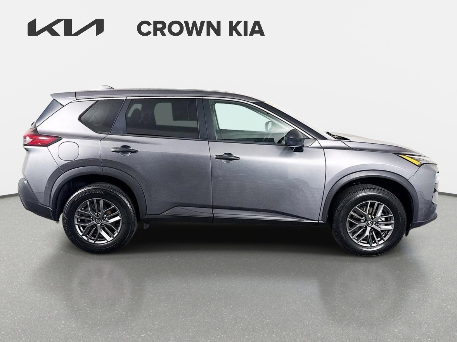 Used 2021 Nissan Rogue S FWD image 5