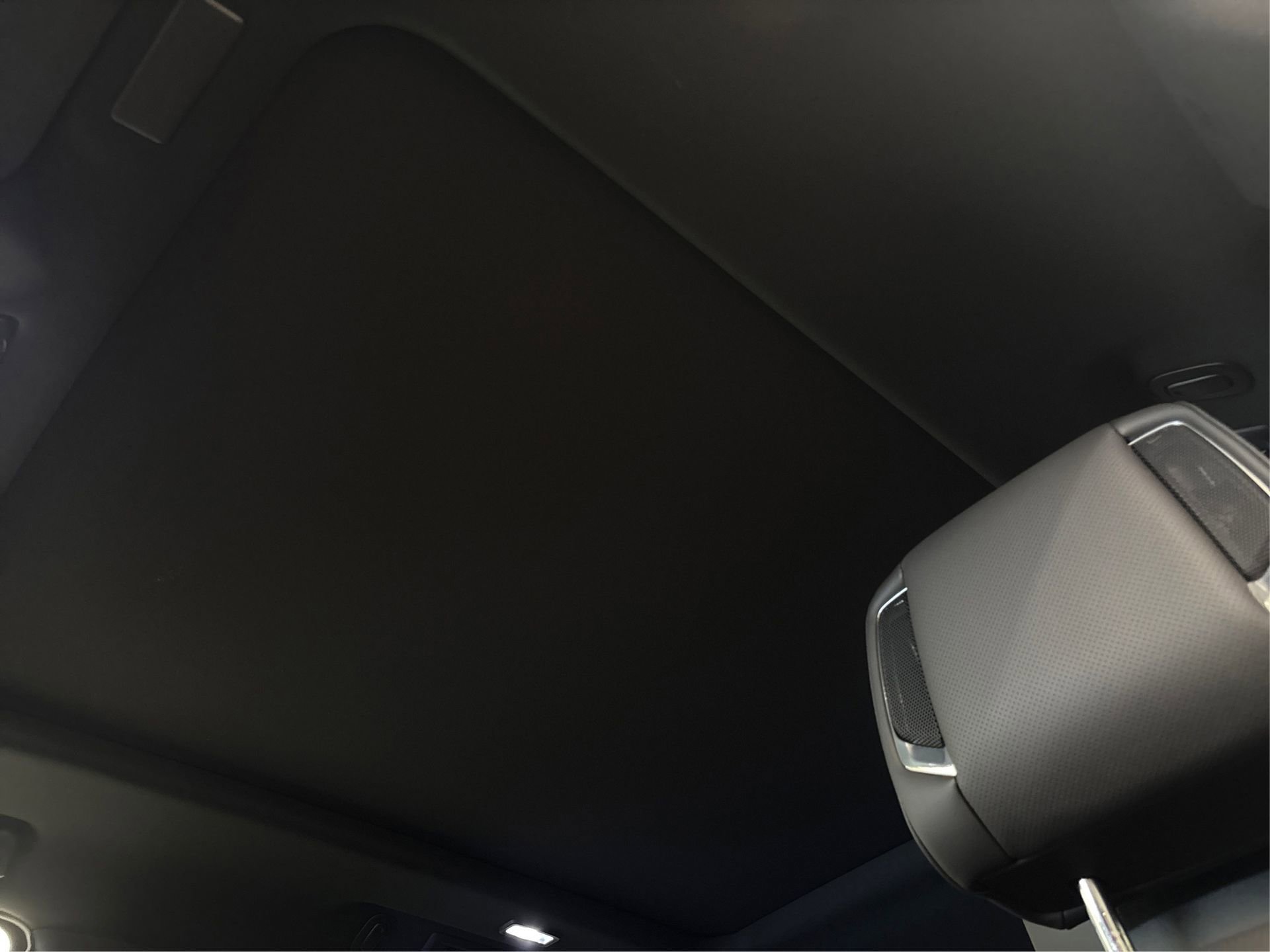 New 2025 Cadillac Escalade ESV Sport w/ Touring Package image 36