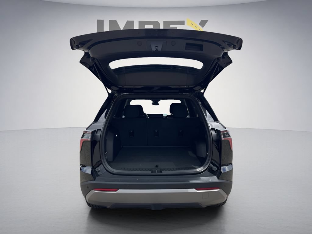 Used 2026 Chevrolet Equinox LT FWD image 13