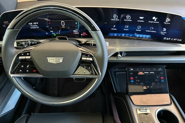 New 2026 Cadillac Vistiq Sport w/ LPO, Floor Liner Package image 14