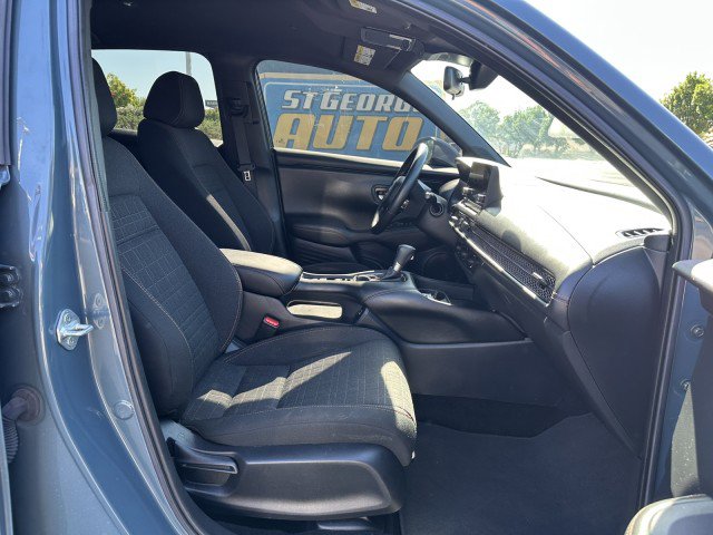 Used 2025 Honda HR-V Sport image 18