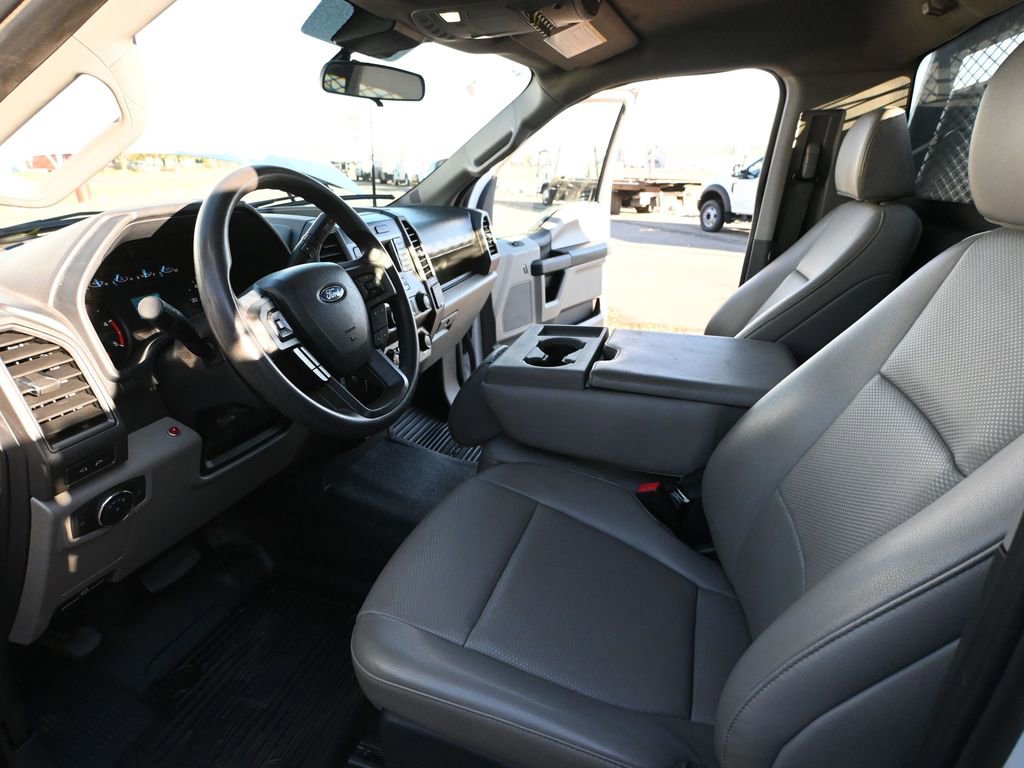 Used 2022 Ford F550 4x4 Regular Cab Super Duty image 31