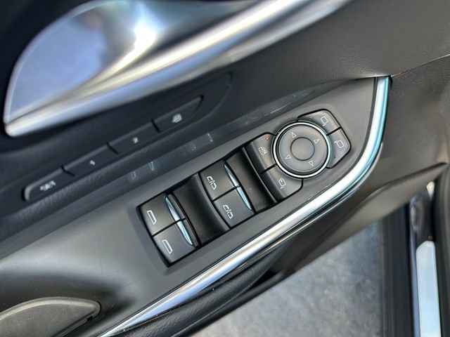Used 2024 Cadillac XT4 Premium Luxury image 20