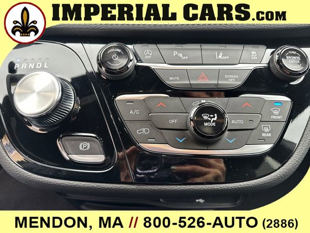 New 2026 Chrysler Pacifica Select image 29