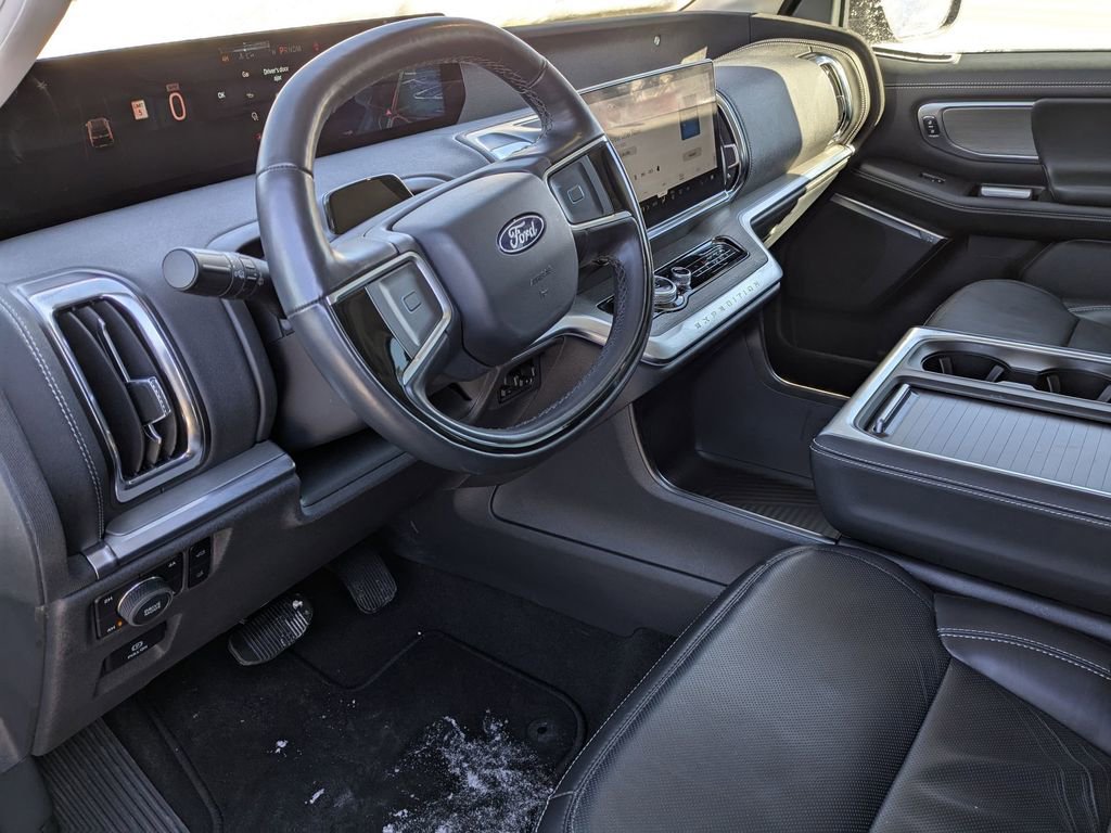 Used 2025 Ford Expedition Max Platinum image 17