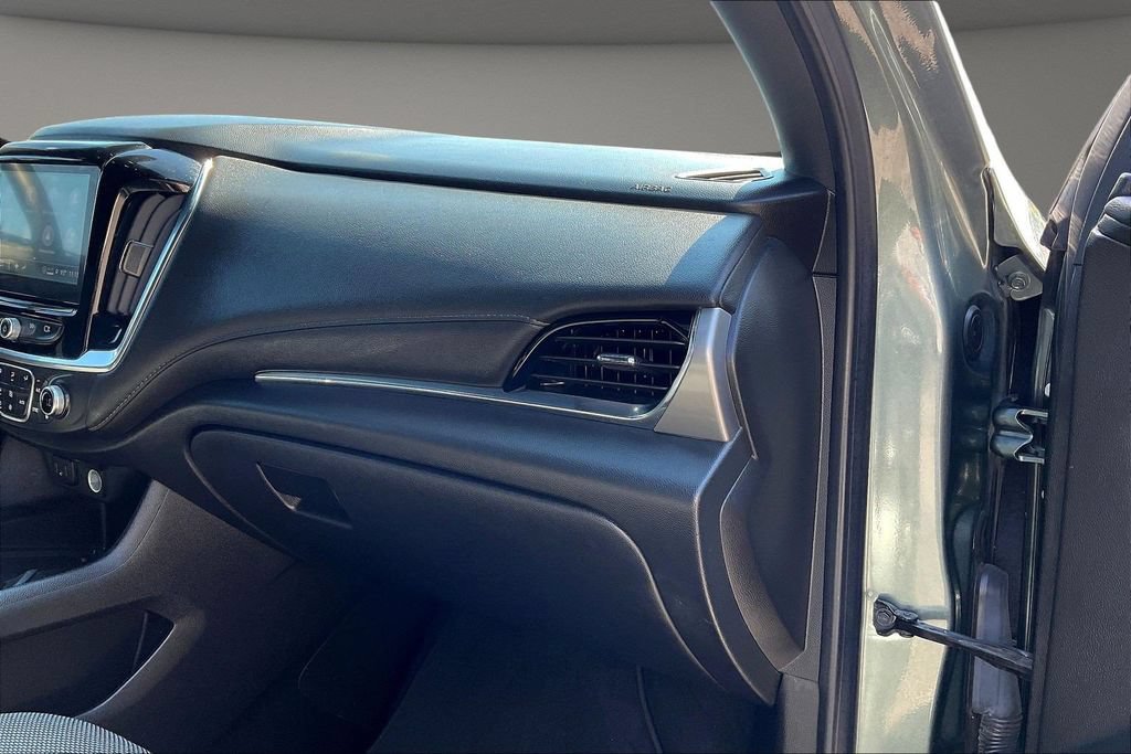 Used 2023 Chevrolet Traverse LT FWD image 30
