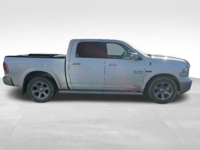 Used 2014 RAM 1500 Laramie w/ Convenience Group image 4