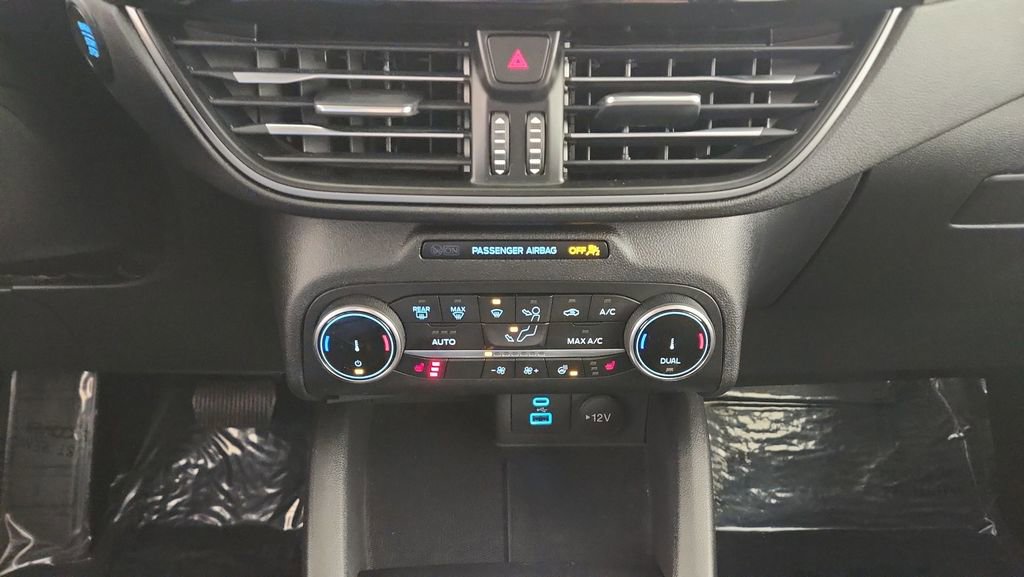 Used 2023 Ford Escape Active AWD/4WD image 16
