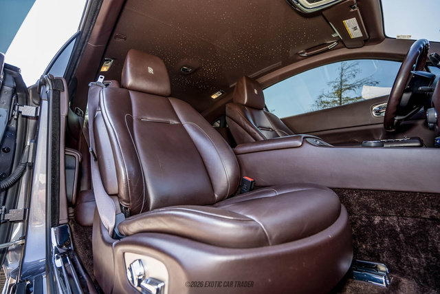 Used 2016 Rolls-Royce Wraith RWD image 53