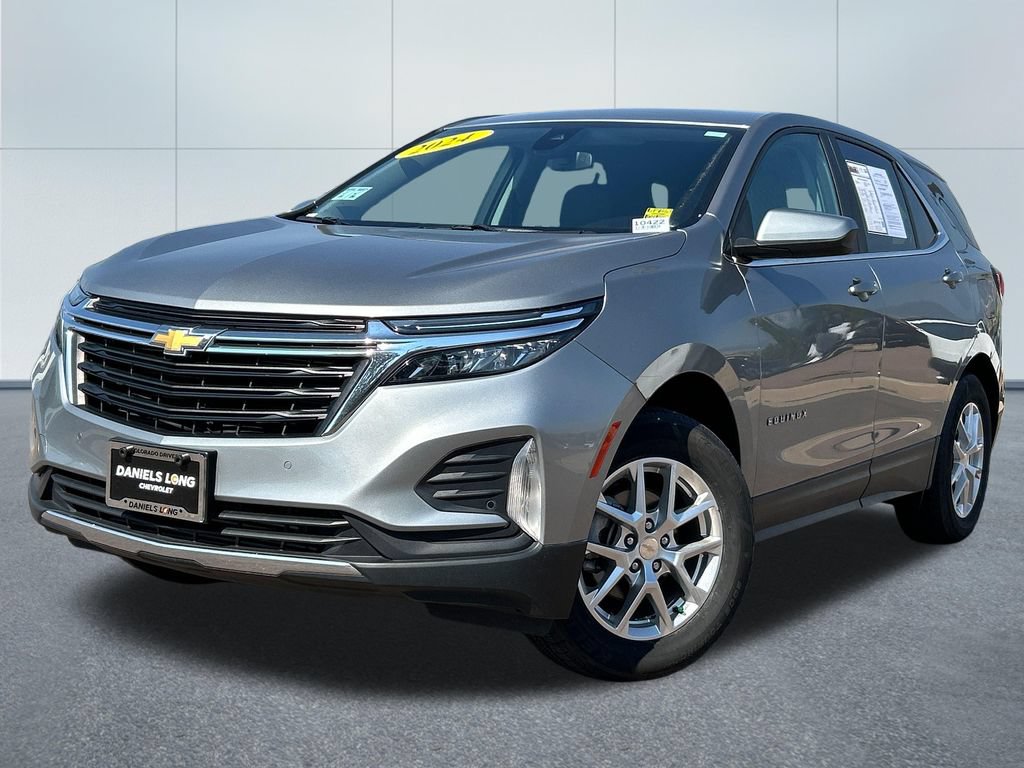 Used 2024 Chevrolet Equinox LT AWD/4WD image 1