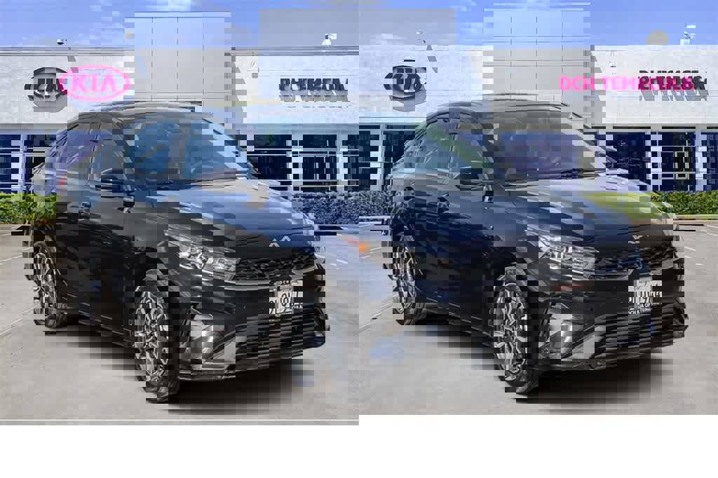 Certified 2024 Kia Forte LXS image 3