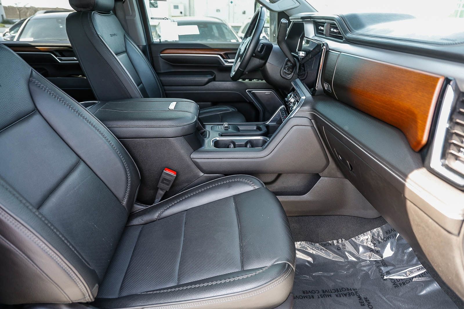 Used 2025 GMC Sierra 3500 Denali w/ Denali Reserve Package image 17