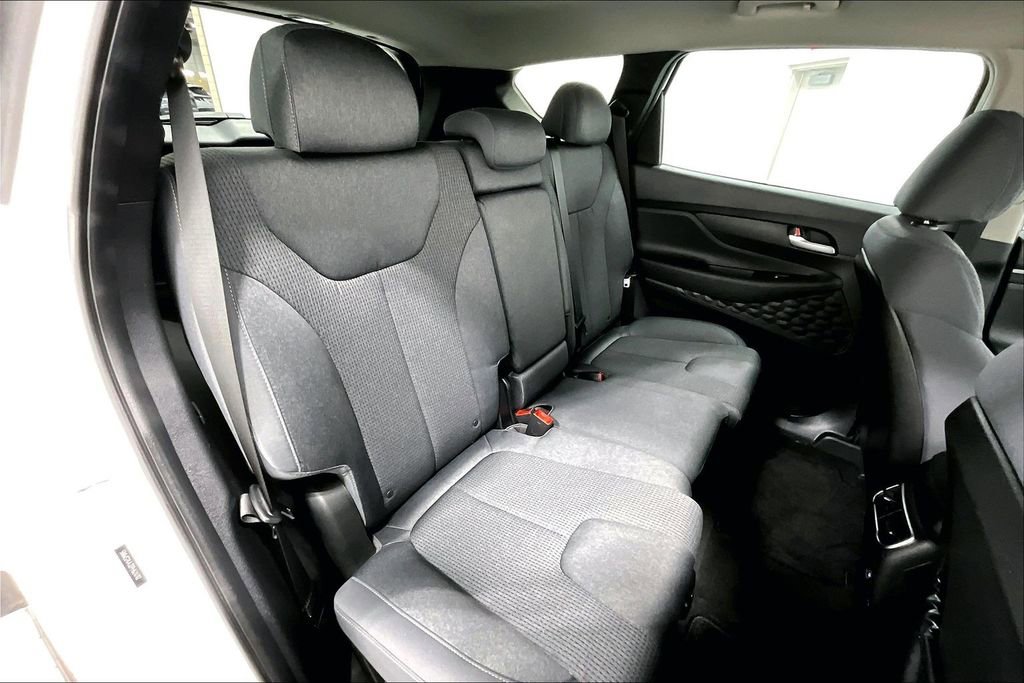 Used 2023 Hyundai Santa Fe SEL image 35