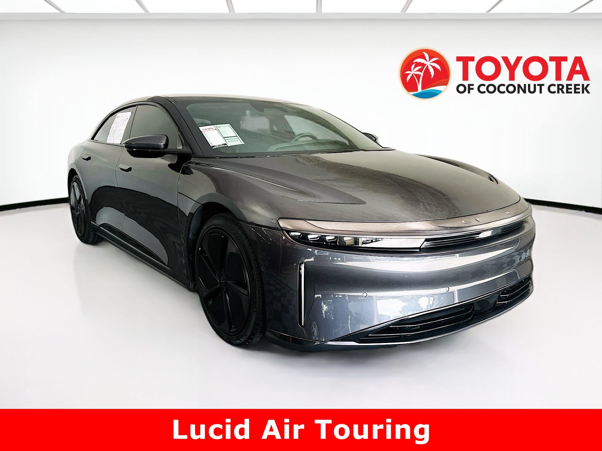 Used 2024 Lucid Air Touring AWD/4WD image 1