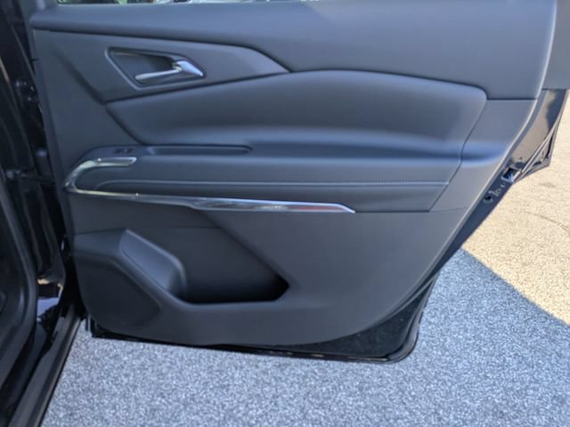 New 2026 Chevrolet Traverse LT w/ Driver Confidence Package FWD image 34
