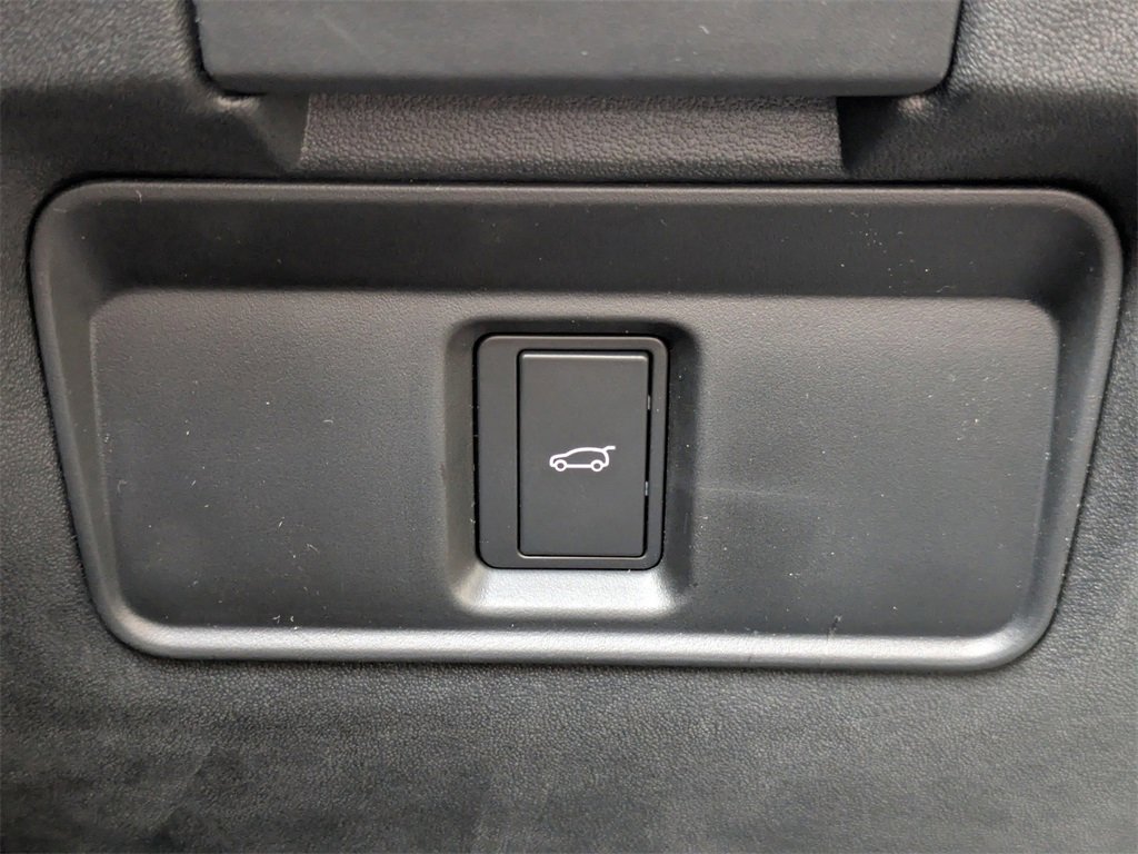 New 2025 Land Rover Discovery Sport Dynamic SE image 28