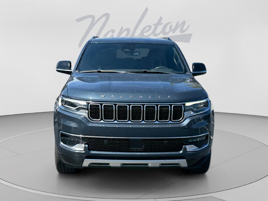 Used 2024 Jeep Wagoneer Series II w/ Flexible Seating Group RWD image 9