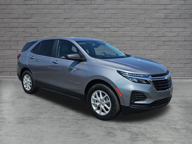 Used 2023 Chevrolet Equinox LS w/ LS Convenience Package AWD/4WD image 8