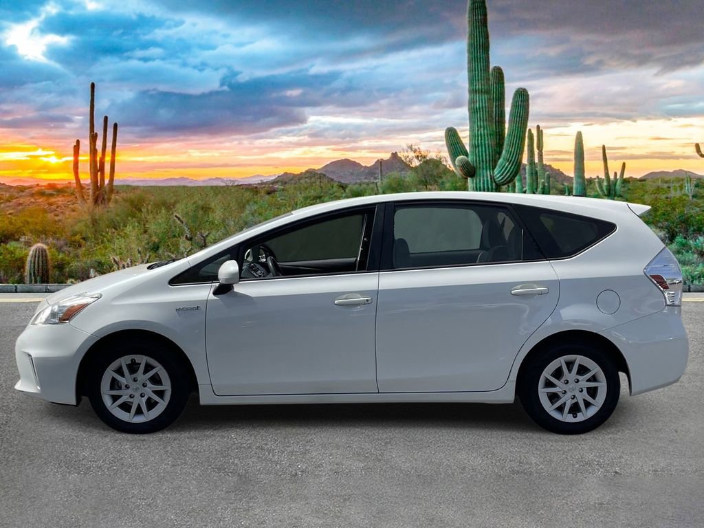 Used 2012 Toyota Prius V Three FWD image 6