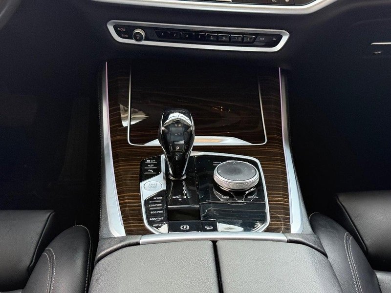 Used 2021 BMW X5 xDrive40i w/ Convenience Package image 11