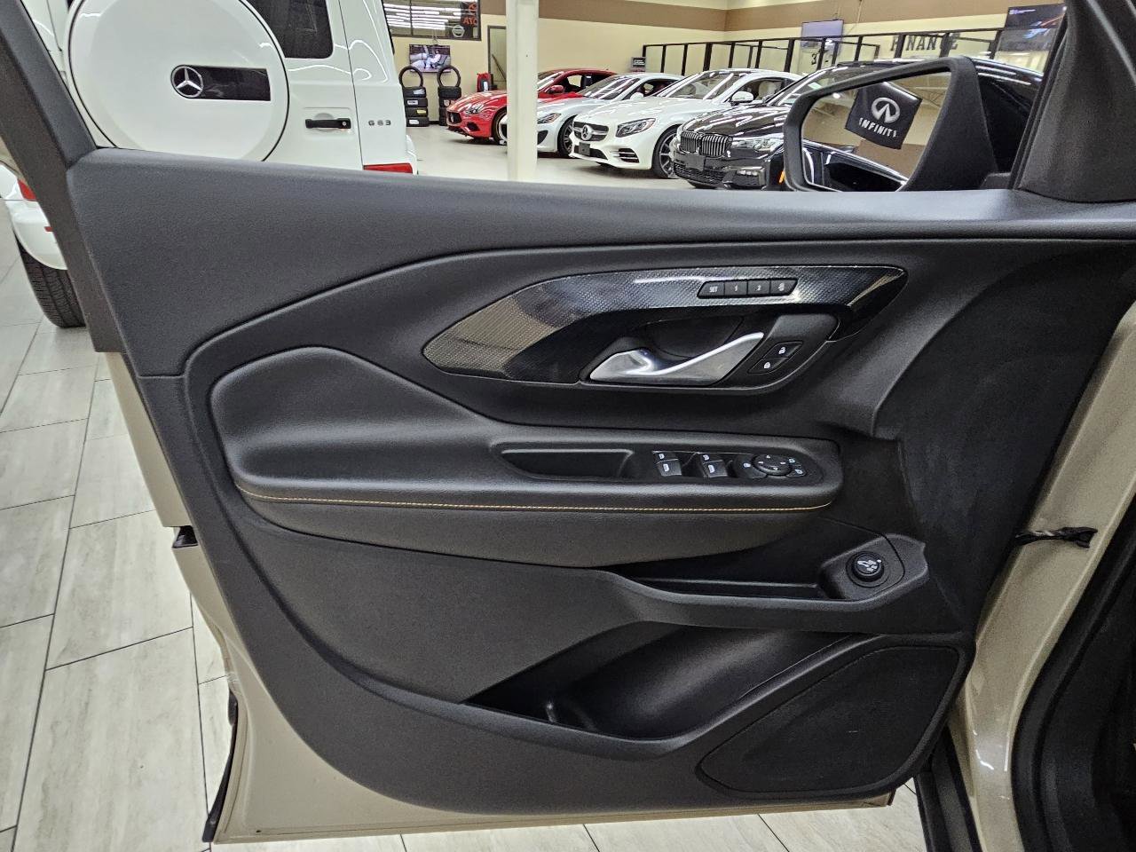 Used 2022 GMC Terrain AT4 w/ Tech Package AWD/4WD image 38